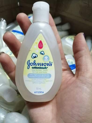 Combo 10 chai Sữa tắm Johnson's baby 50ml