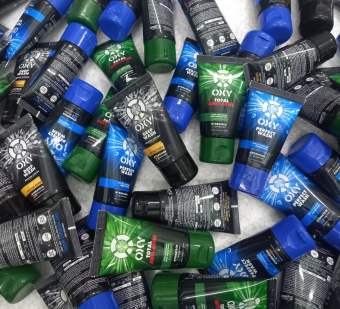 Sữa rửa mặt Acnes & Hada Labo 15g/1 tuýp