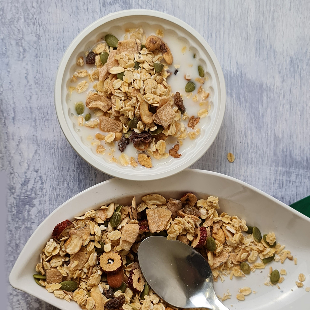 Granola yến mạch siêu hạt Ngũ cốc dinh dưỡng ăn kiêng giảm cân cao cấp hũ 500g - đồ ăn vặt cô nương béo