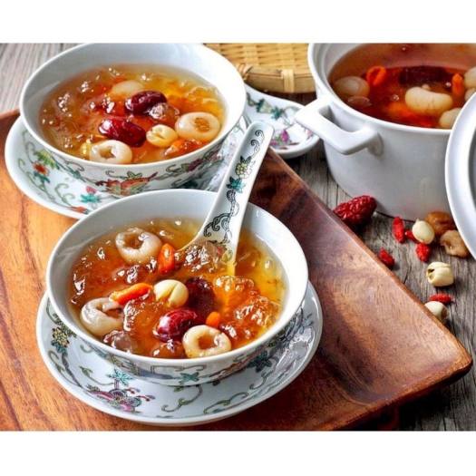 Chè Dưỡng Nhan cao cấp (Nguyên liệu tuỳ chọn) - (Long Nhãn, Táo Đỏ, Kỷ Tử, Tuyến Yến, Nhựa Đào, Nấm Tuyết, Bồ Mễ, Hạt Sen, Đông Trùng Hạ Thảo) - Hương Thảo Mộc