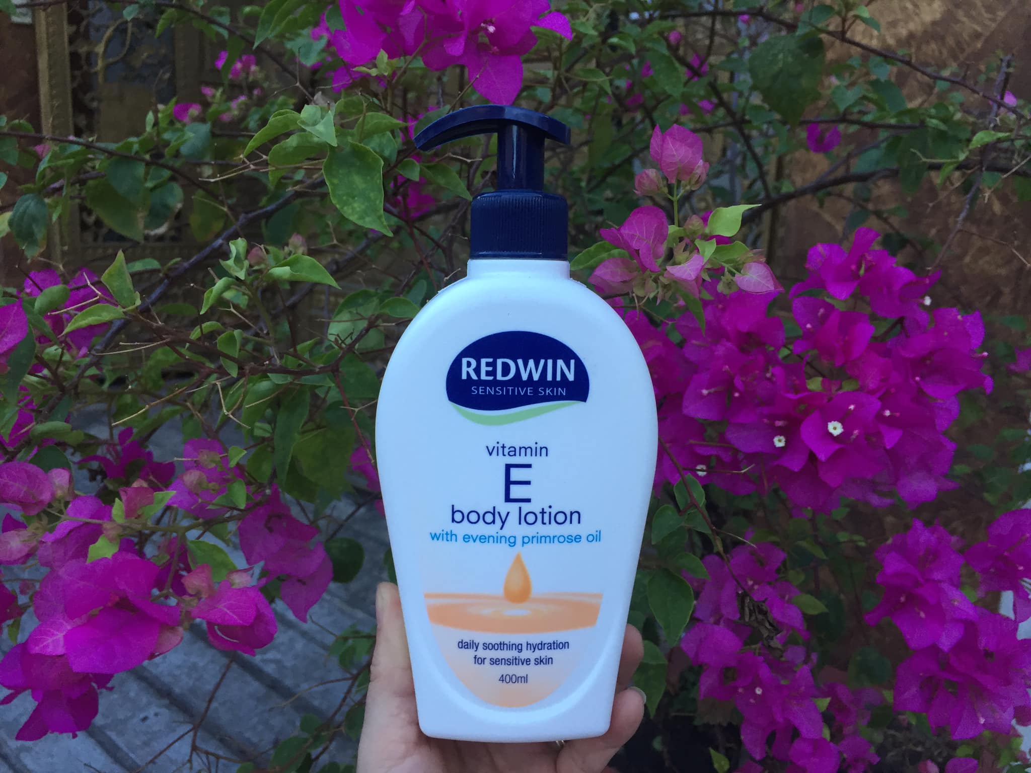 Dưỡng thể Úc Redwin Vitamin E 400 ml mịn màng da