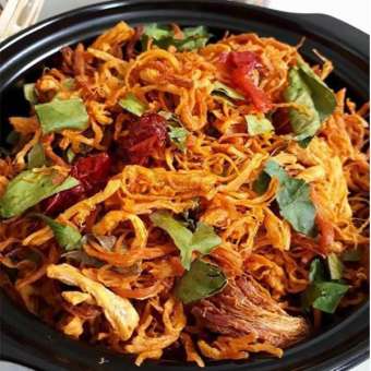 Khô gà lá chanh ngon từng sợi thịt - 300GR