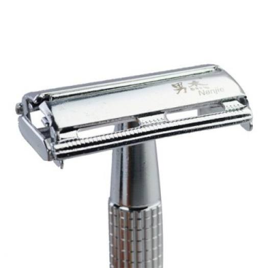 Bàn Cạo Râu Cổ Điển