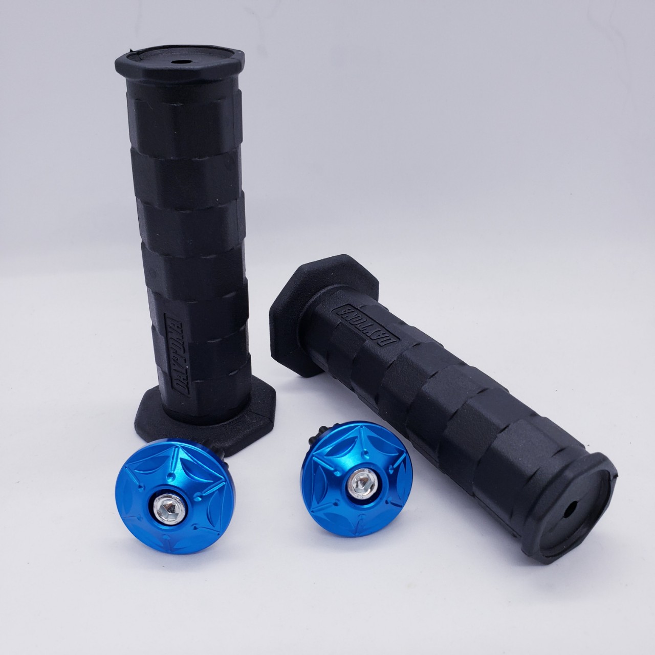 Bao tay daytona 3d có gù salaya nhôm xanh lục bảo cao cấp gắn xe máy motor
