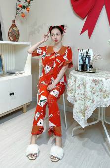 Set pijama hình lá bài có chất thun co giãn nhẹ