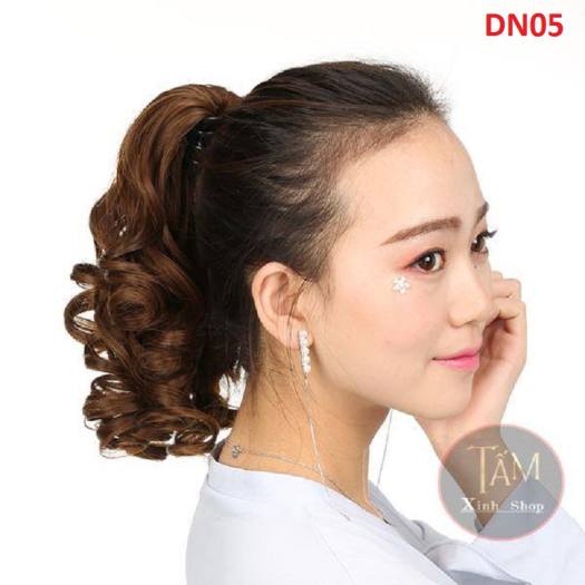 Tóc giả nữ dạng kẹp dài ngang vai đẹp, đuôi tóc xoăn giả ngắn dạng kẹp ngoạm 25cm