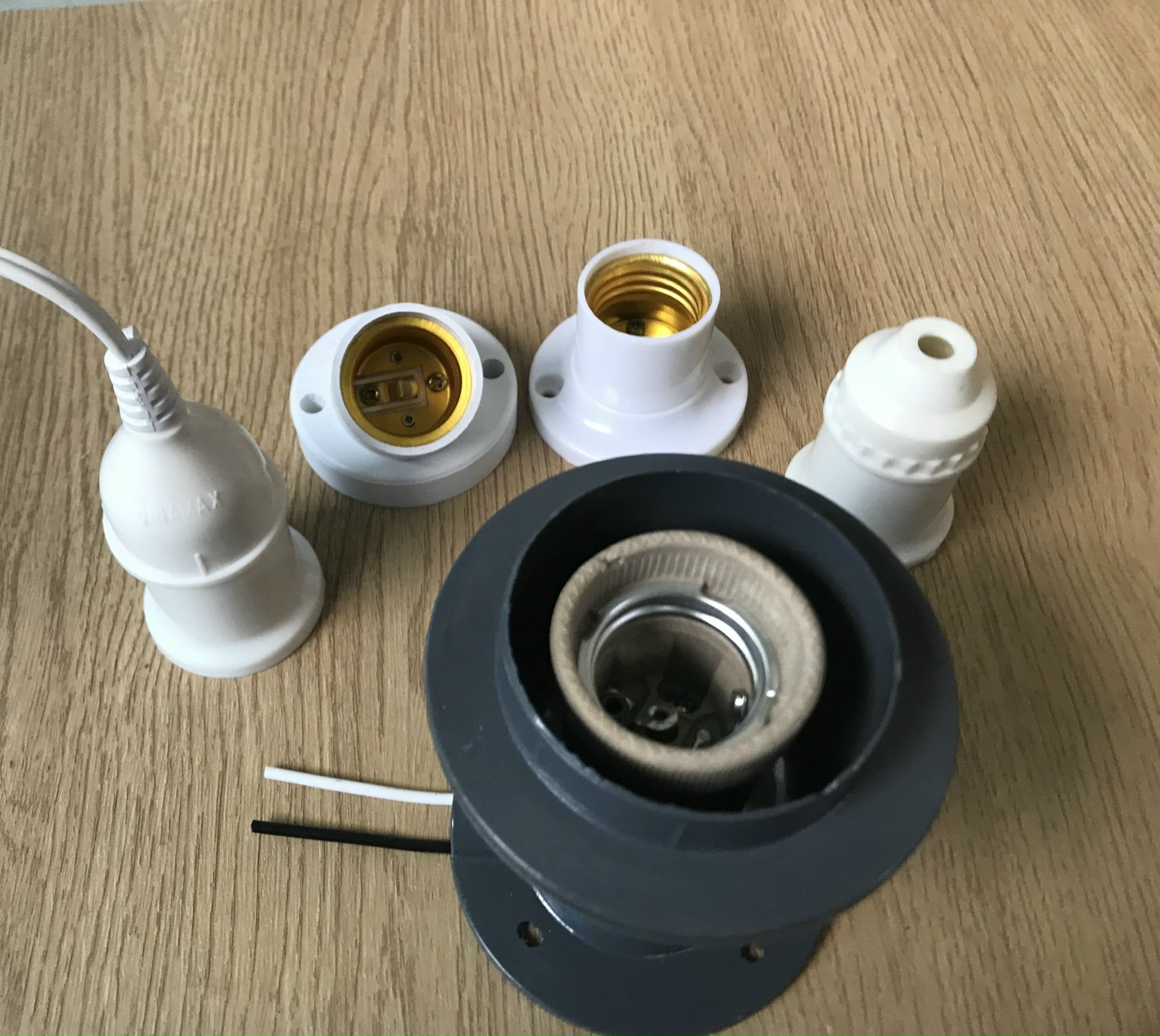 Đuôi đèn led e27 - đuôi đèn e27 thông dụng - đuôi đèn treo e27 - đuôi đèn e27 công nghiệp
