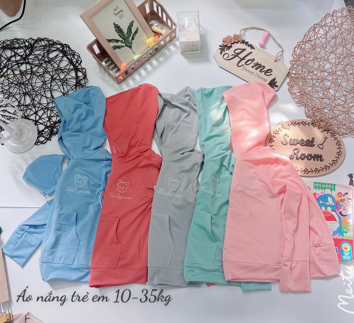 Áo khoác chống nắng cho bé Minky Mom chất liệu thông hơi siêu mát và tặng kèm khẩu trang