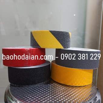 Băng dán chống trơn trượt (băng keo chống trượt ngã) - 5cm x 5m