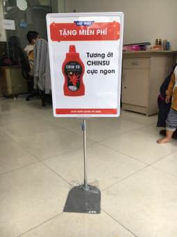 Bộ standee chân đế sắt , bảng giá siêu thị A4 chuyên dùng tại quầy kệ, điểm bán trưng bày tại cửa hàng, siêu thị, shop thời trang , siêu thị điện máy