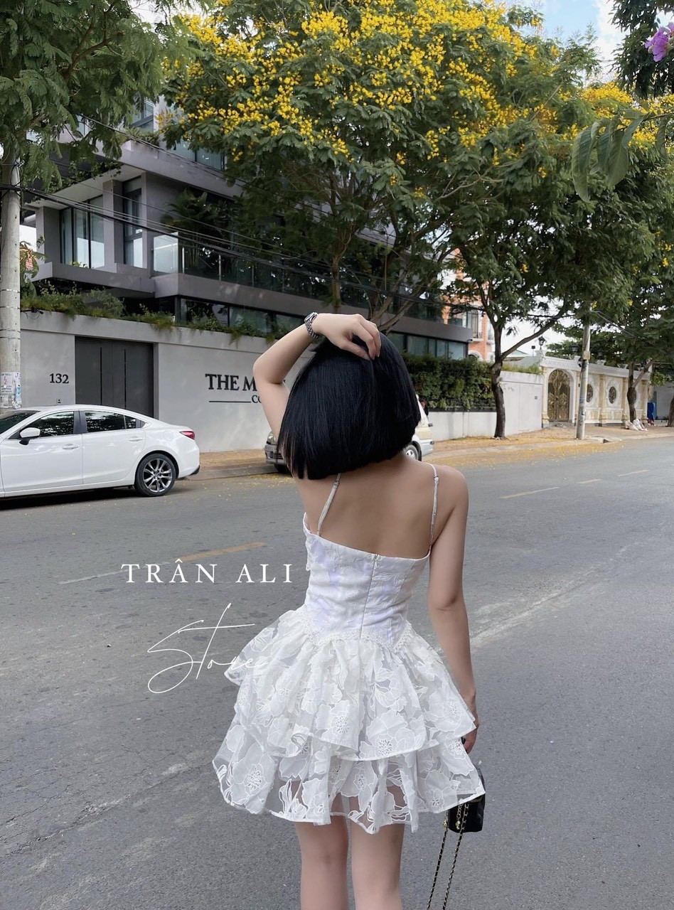 Đầm yếm chất ren , siêu đẹp , siêu xinh thời trang dự tiệc
