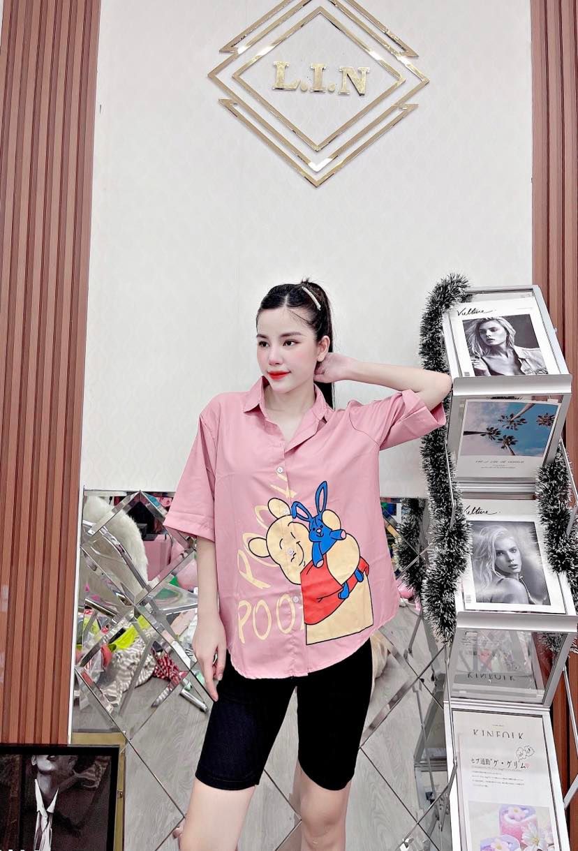 Set sơ mi ngố, gấu Pooh cho nữ mặc đi chơi, áo sơ mi quần lụa bóng, màu cực tôn da