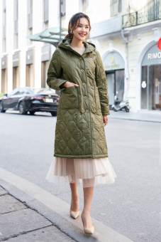 Áo Khoác Phao Lamer Nữ Cổ Mũ Nẹp Đính Cúc L65P22T005