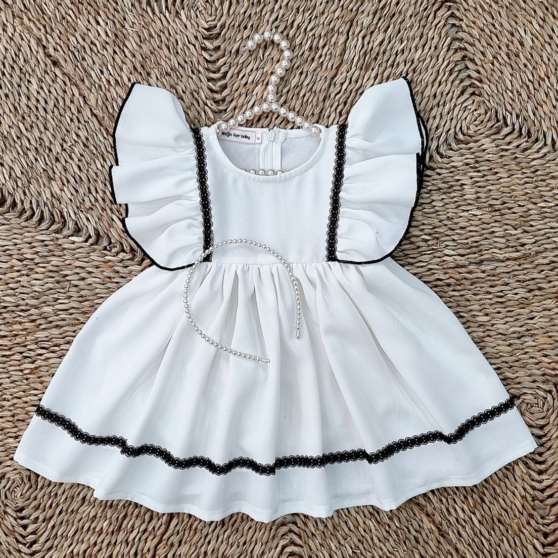 Váy công chúa cho bé gái màu trắng tiểu thư mix kèm bờm ngọc size 5-18kg [MinSin Kids]