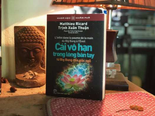 Khoa học khám phá. Cái vô hạn trong lòng bàn tay