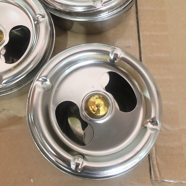 gạt tàn màu trắng giả inox M2T