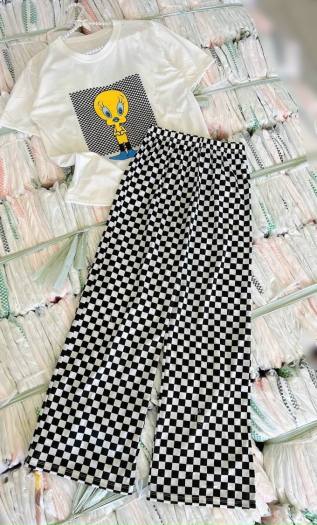 SET BỘ ĐỒ CHẤM TRẮNG ĐEN BÒ SỮA Siêu Hot nhất hiện nay siêu xinh mặc đi chơi hay ở nhà đều đẹp M6886