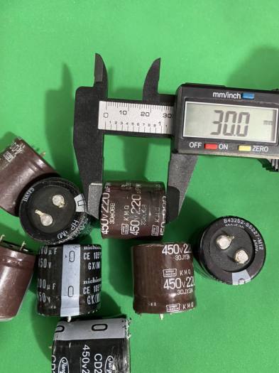 Tụ phân cực 220uF, 400v - 450V ( tụ hóa) hàng tháo máy loại lùn