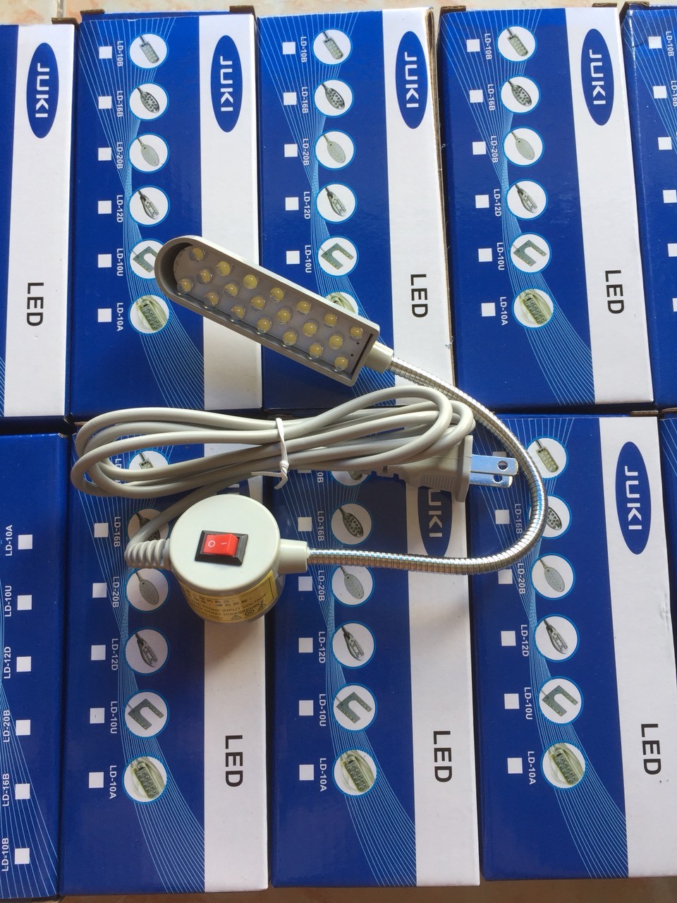 Đèn led máy may juki 30 bóng chiếu sáng cao cho máy may . đèn bóng lồi