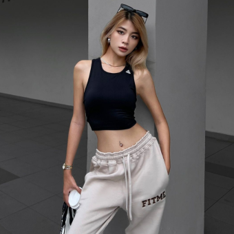 Set quần áo tập gym nữ Fitme áo bra thể thao Meta Đen quần jogger nỉ bông be nhạt thấm hút tốt