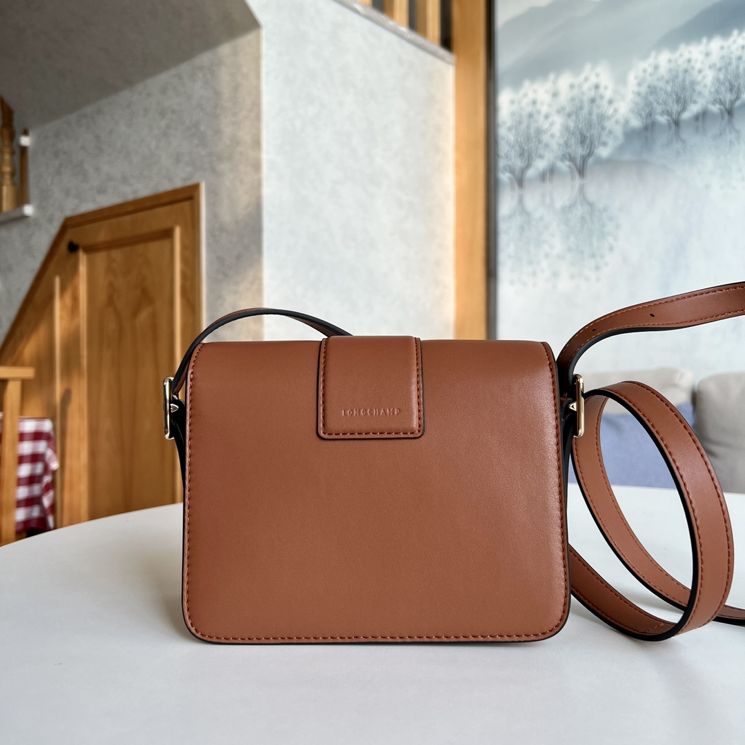 Box-Trot S Crossbody bag Cognac - Leather (10174HAU504)