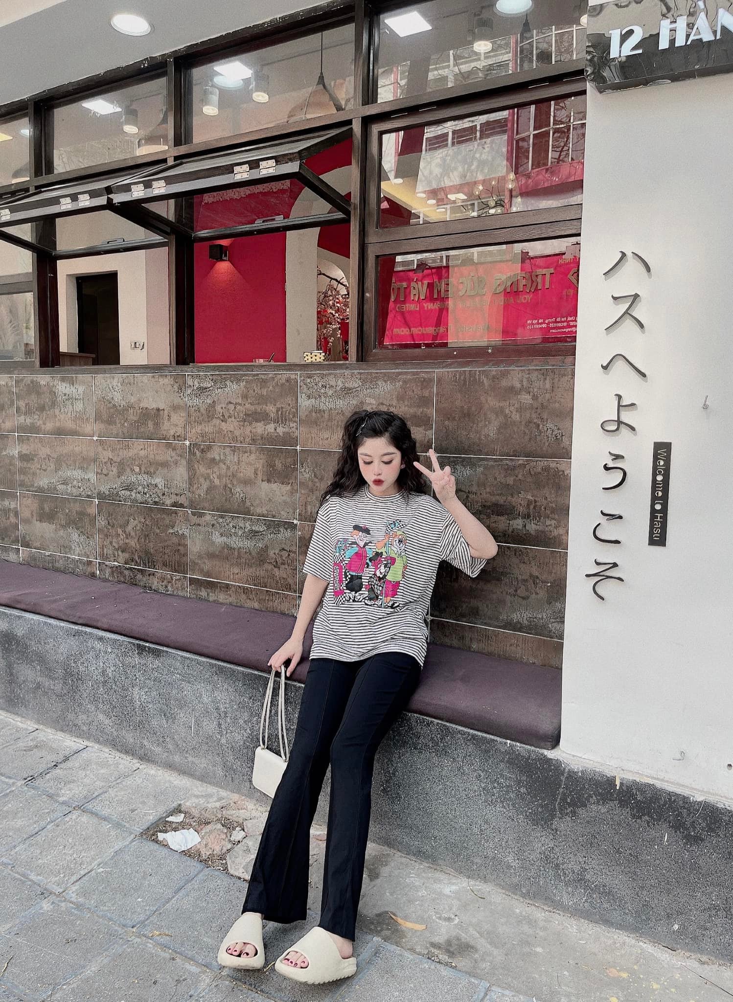 Set loe áo kẻ hot hit e về ruii đây ah , chuẩn fom l1 nha mn 2 sz sm