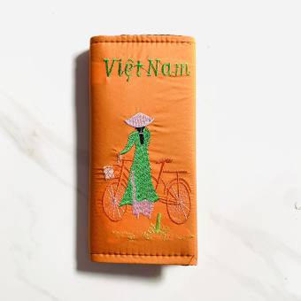 BÓP VÍ THỔ CẨM ĐỰNG TIỀN CÔ GÁI VIỆT NAM