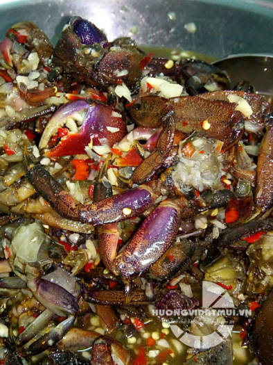 Ba Khía muối Cà Mau Còn Nguyên Con Giá Rẻ