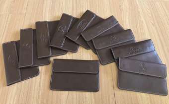 Ví đựng đăng kiểm ô tô, logo các hãng xe