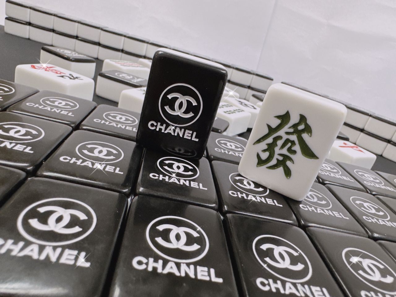SG】 *Ready Stock* Limited Edition Chanel 42mm Mahjong set