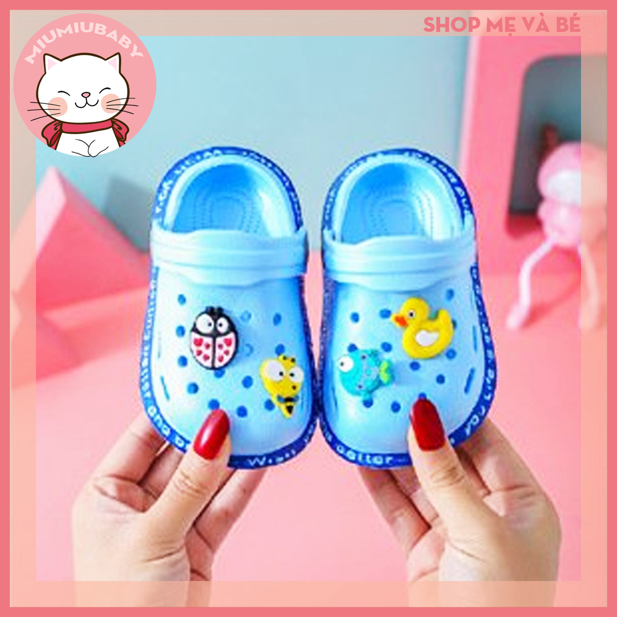 Dép sục vịt dành cho em bé