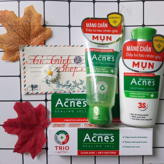 Bộ CHĂM SỌC DA ACNES ( size trung -cho da dầu)