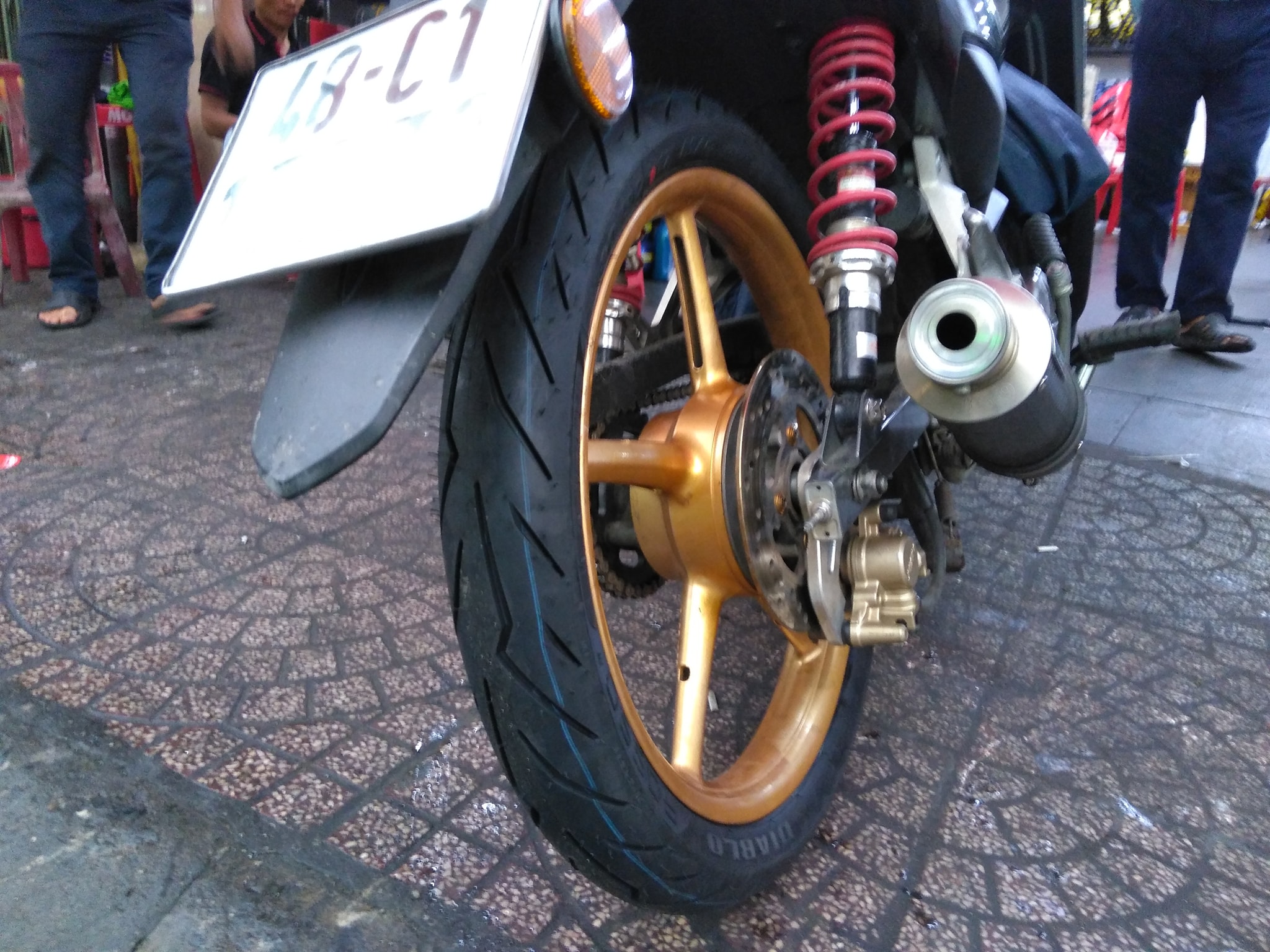 Vỏ xe Pirelli 80/90-17 Diablo Rosso Sport gắn cho Exciter, Wave/Dream, Future, Sonic, Satria... (150023)