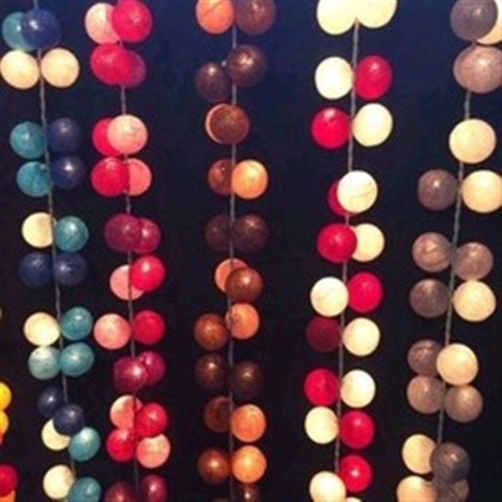 Dải đèn led 20 bóng cotton nhiều màu trang trí nhà cửa, sợi đèn led dài 2m2 dùng pin tiểu (được chọn nhiều màu)