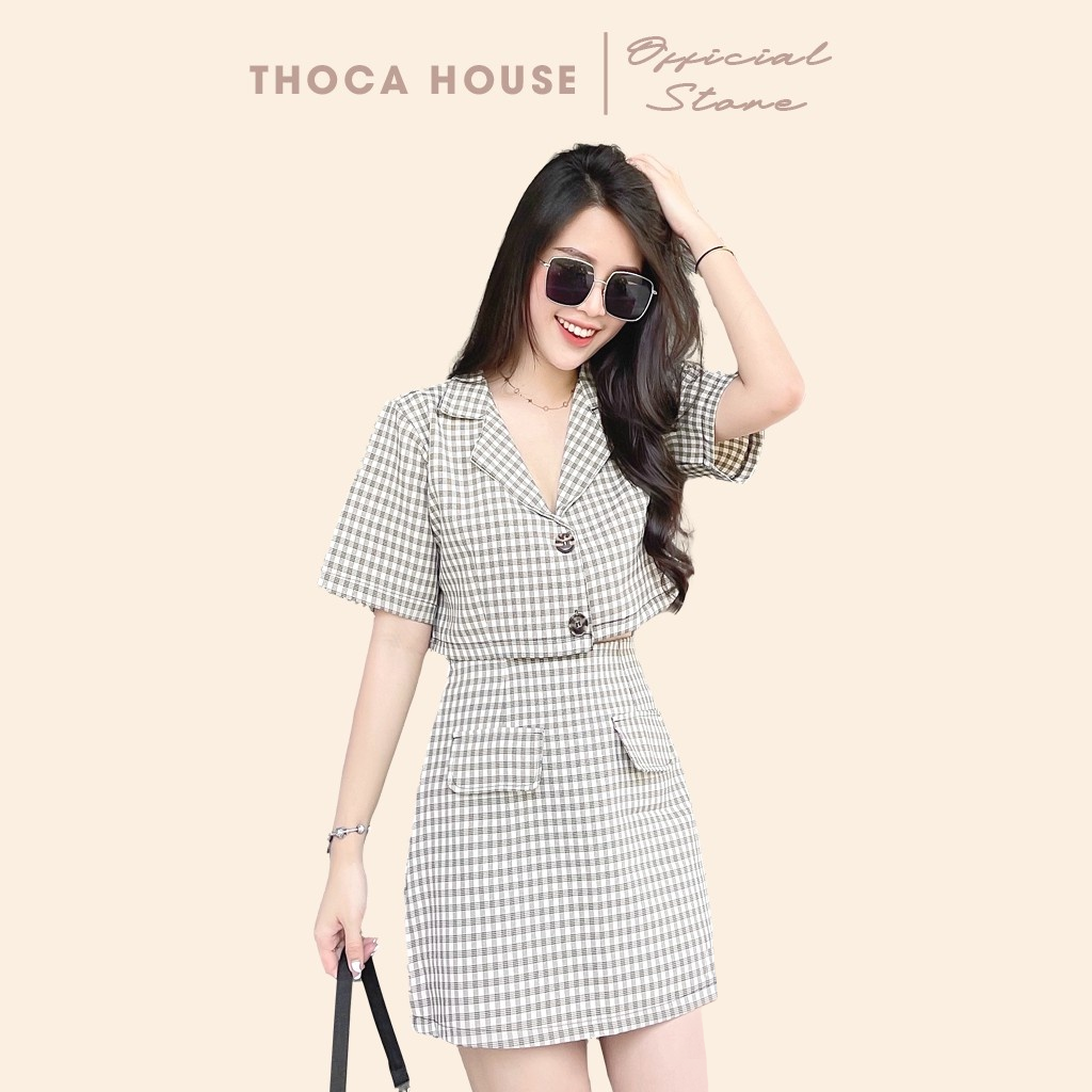 Set vest trẻ trung croptop tay ngắn phối chân váy caro kem THOCA HOUSE chuẩn form năng động, thoải mái