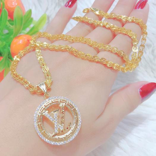 Dây chuyền nữ và mặt LV - D1705235 JURI SHOP - Cam Kết Không Đen, Không Dị Ứng ) Dùng Đi Tiệc - Bền Màu, Giống Vàng Thật 99%