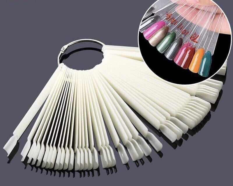 Móng que vuông đục ,tập vẽ ,tập sơn ,trưng màu sơn - Mini Nails