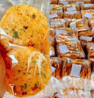 Cơm Cháy Mắm Hành Gói 10 Chiếc Tiện Lợi, Giòn Rụm, Cơm Cháy Chiên Mắm Đậm Đà Thơm Ngon