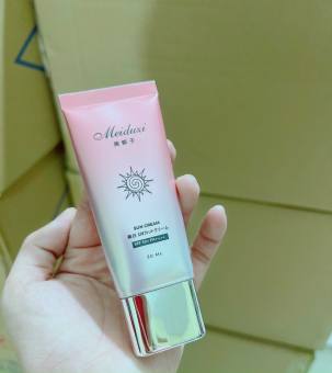 Kem chống nắng meiduzi hàng mới