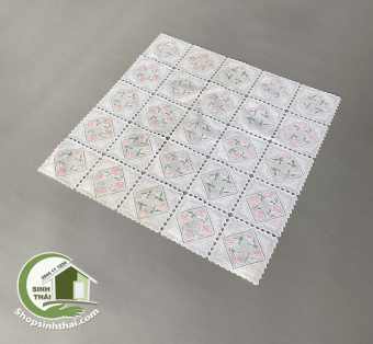 Tấm khăn trải bàn che phủ nóc tủ lạnh phủ đôn ghế - 50cm x 50cm - MÀU TRẮNG NHIỀU Ô VUÔNG - bằng nhựa không thấm nước