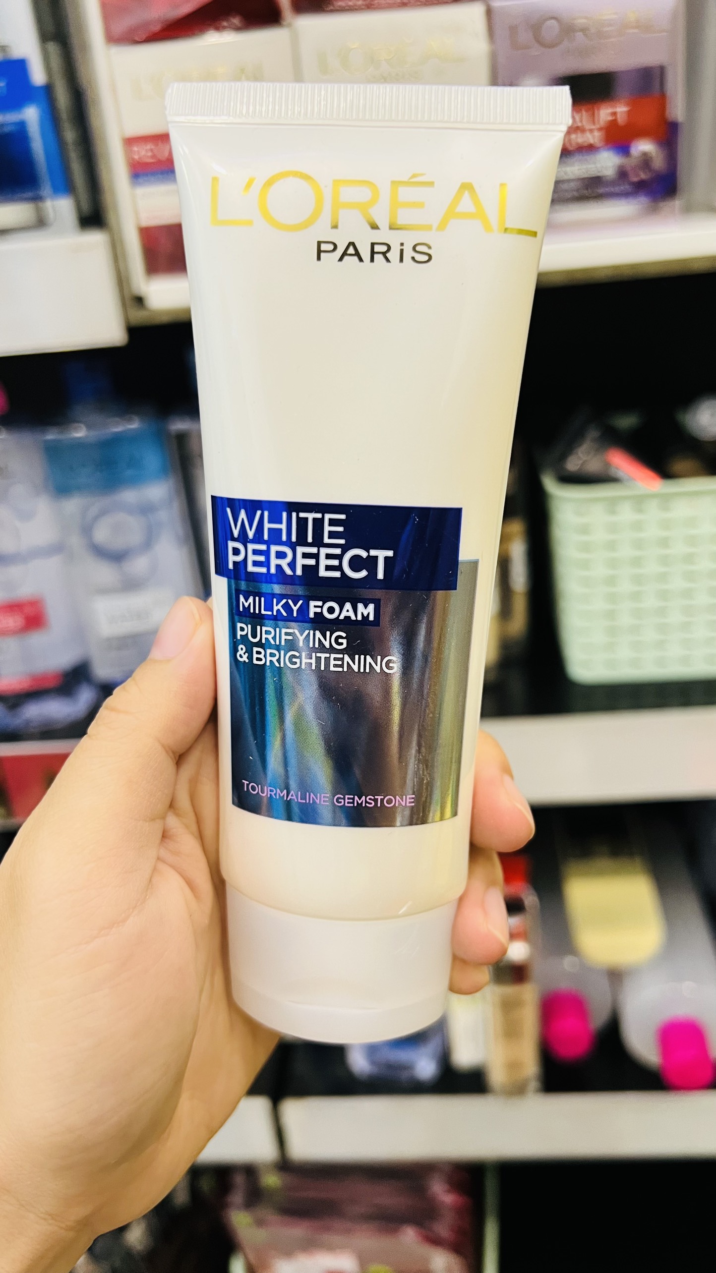 Sữa rửa mặt trắng da loreal 100ml