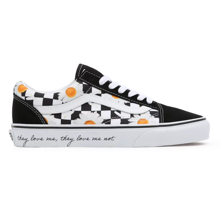 Vans รองเท้าผ้าใบ Old Skool | Love Me Love Me Not Daisy/True White ( VN0A5KRFB0B ) ราคา 1,960 บาท*ส่งฟรี