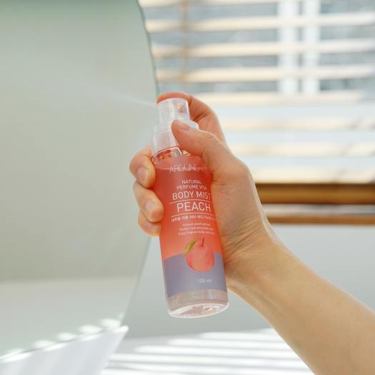 Xịt Thơm Around Me Dưỡng Da Toàn Thân Hương Đào Vita Body Mist Peach 120ml