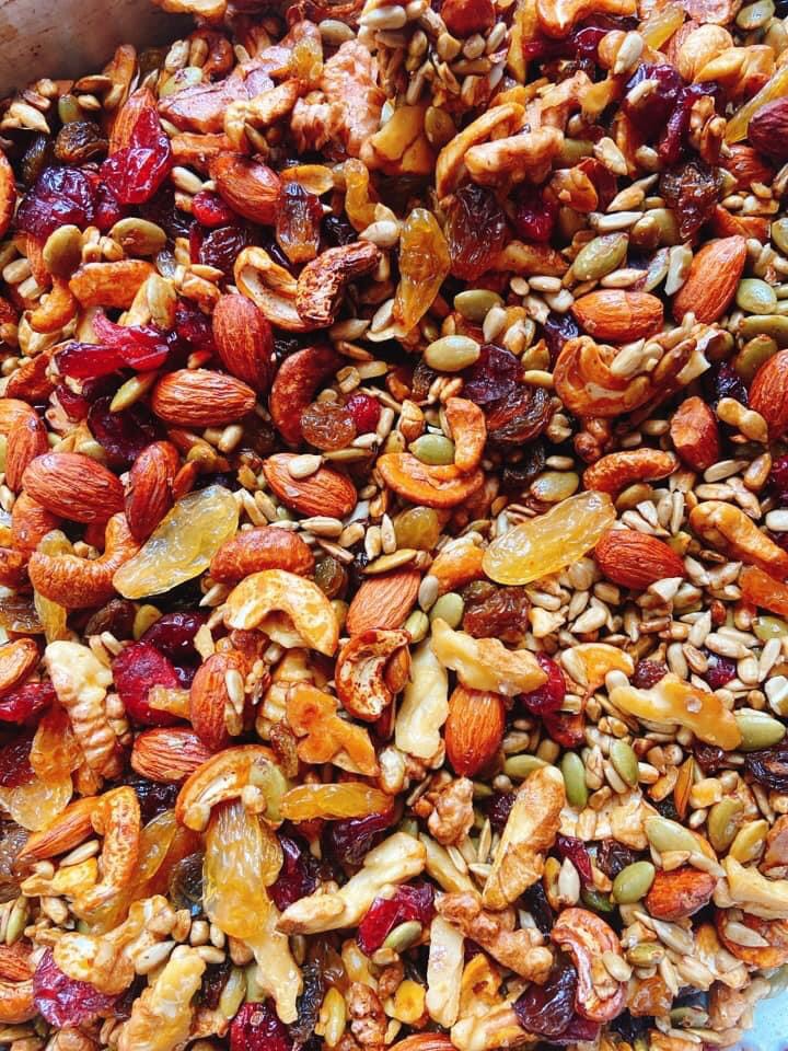 Siêu hạt dinh dưỡng - granola nướng mật ong không yến mạch