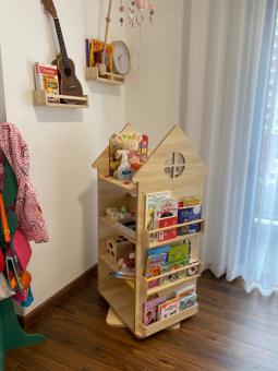 Kệ sách xoay cho bé, kệ sách gỗ trẻ em xoay 360 độ