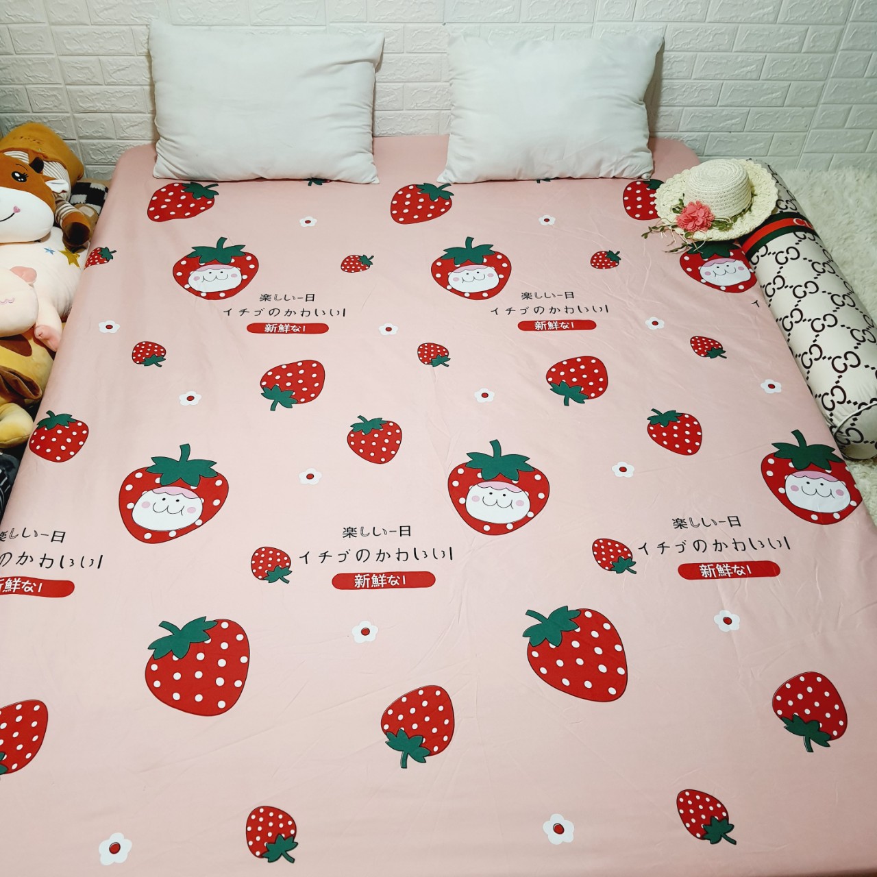 🍓 GA CHỐNG THẤM COTTON HOẠT HÌNH NGỘ NGHĨNH MẪU DÂU NHẬT 1M8 X 2M 1m6x2m 1m2x1m9 2mx2m2 🍓 - shop còn