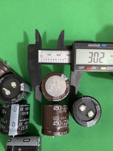 Tụ phân cực 220uF, 400v - 450V ( tụ hóa) hàng tháo máy loại lùn