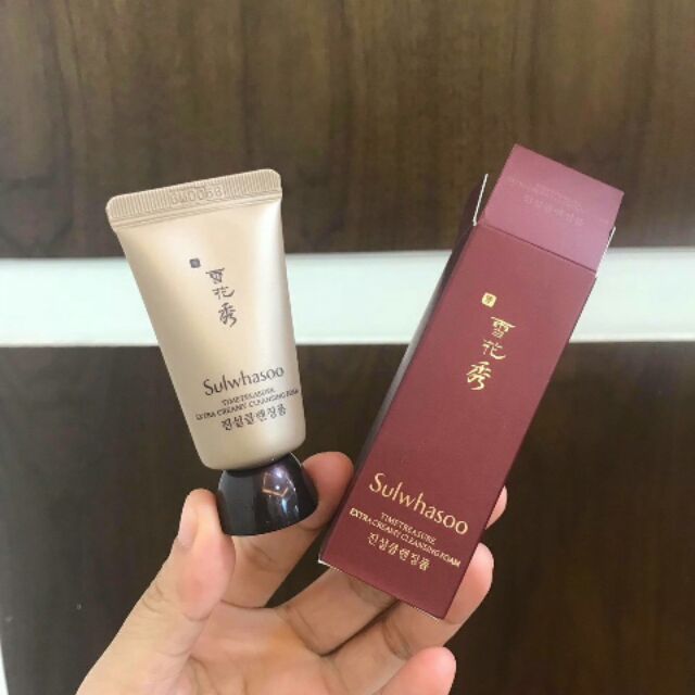 [HCM]Sữa rửa mặt thông đỏ Sulwhasoo Timetreasure Extra Creamy Cleansing Foam 15ml