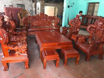 Bộ bàn ghế phòng khách đồng kỵ rồng khuỳnh bát mã tay 12 gỗ cẩm vàng