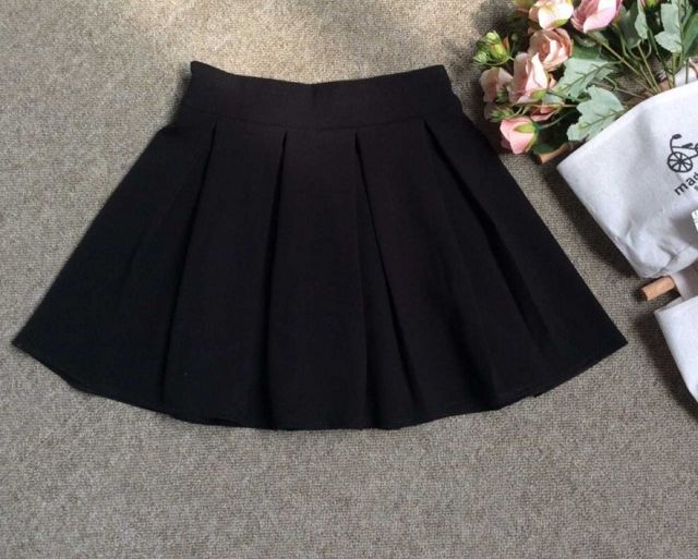 Chân váy xòe đen kết hợp với áo gì Top 8 gợi ý cho bạn  Thời trang  Việt  Giải Trí